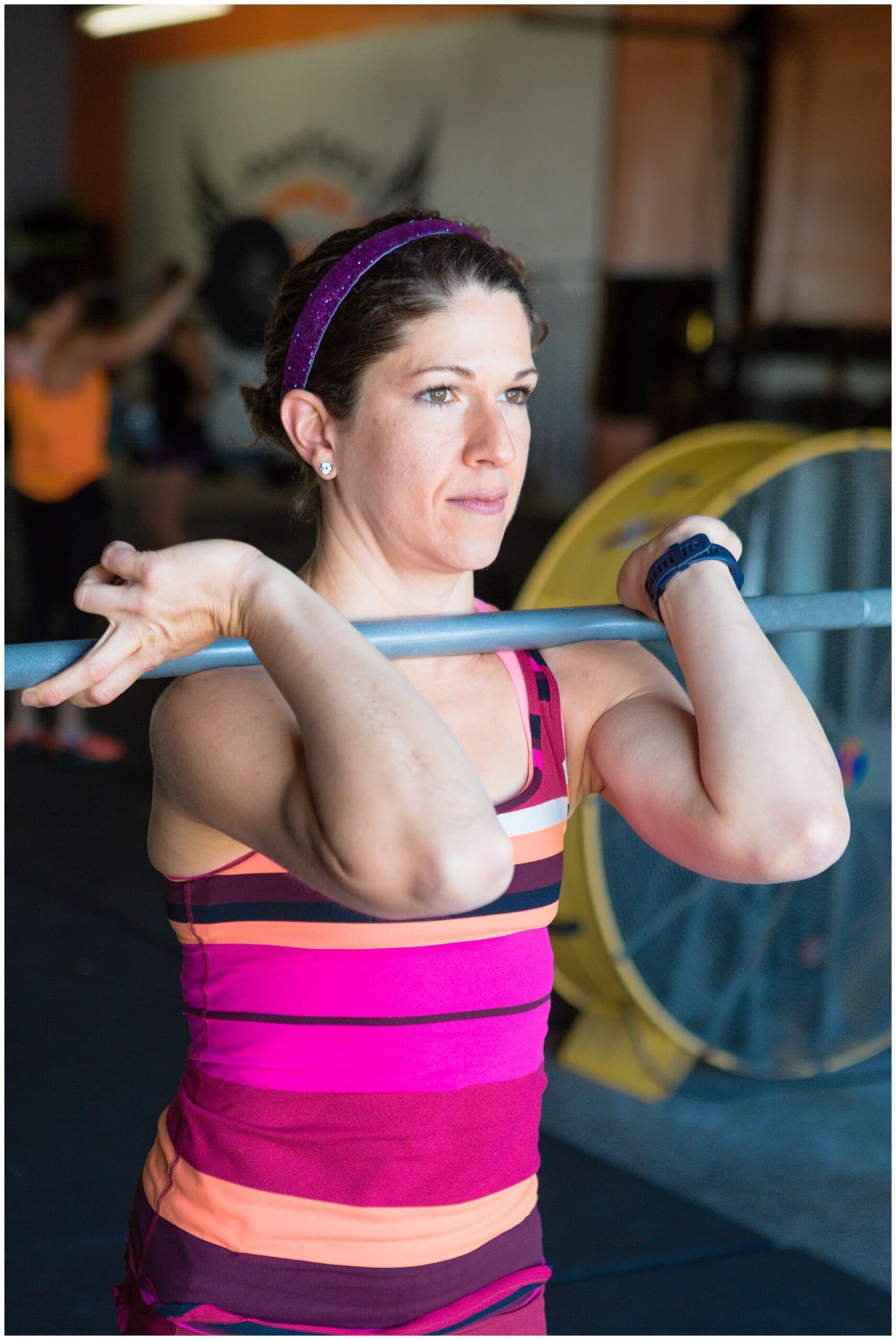 nutritionist from Focused and Fit Nutrition working out at Pearland Crossfit captured by Swish and Click Photography