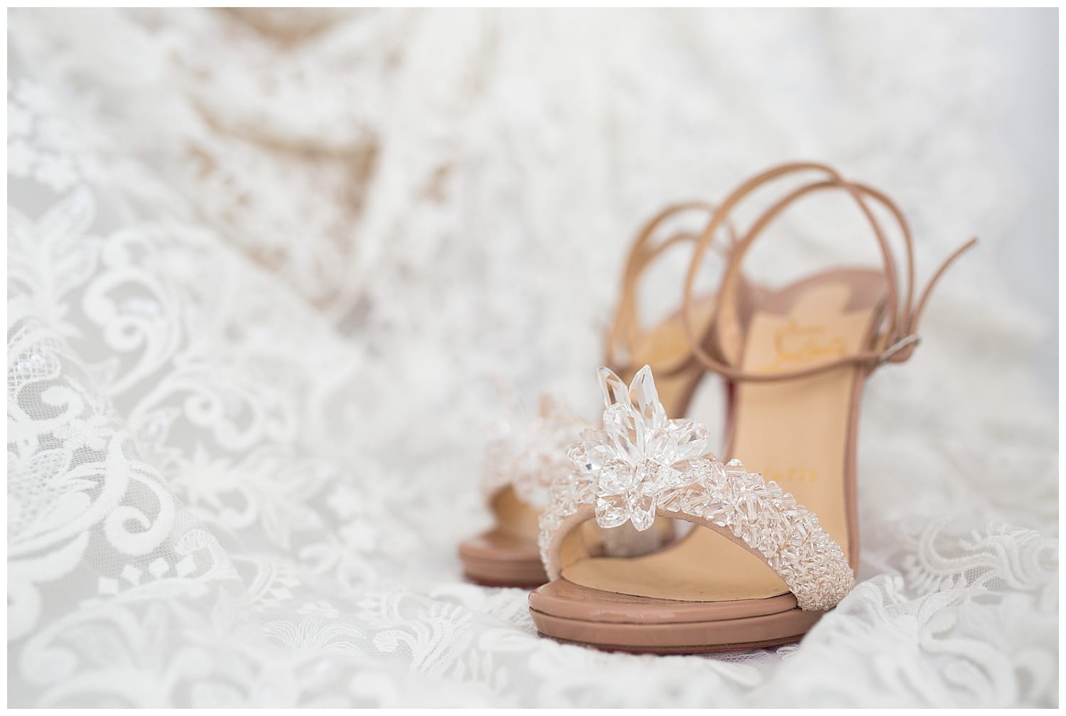 wedding day details at Villa Cocomar in the Dominican Republic by Swish and Click Photographer