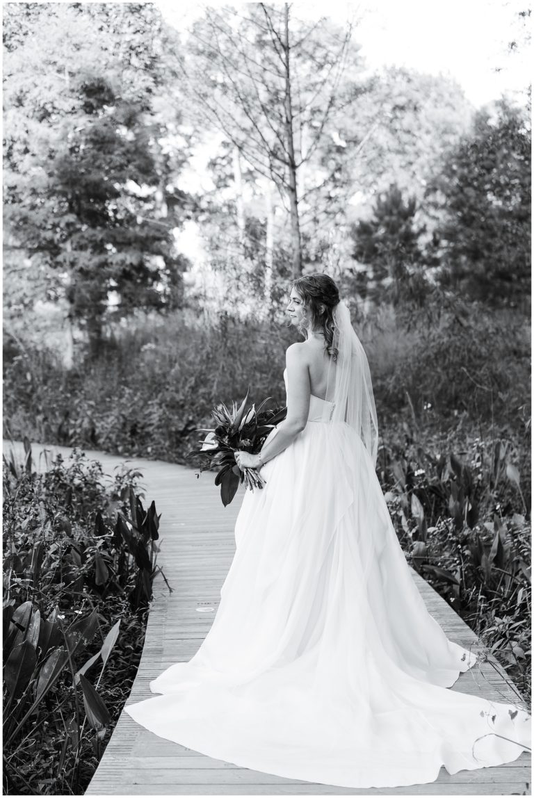 Bridal Session at Houston Arboretum - Houston Wedding Photographer ...