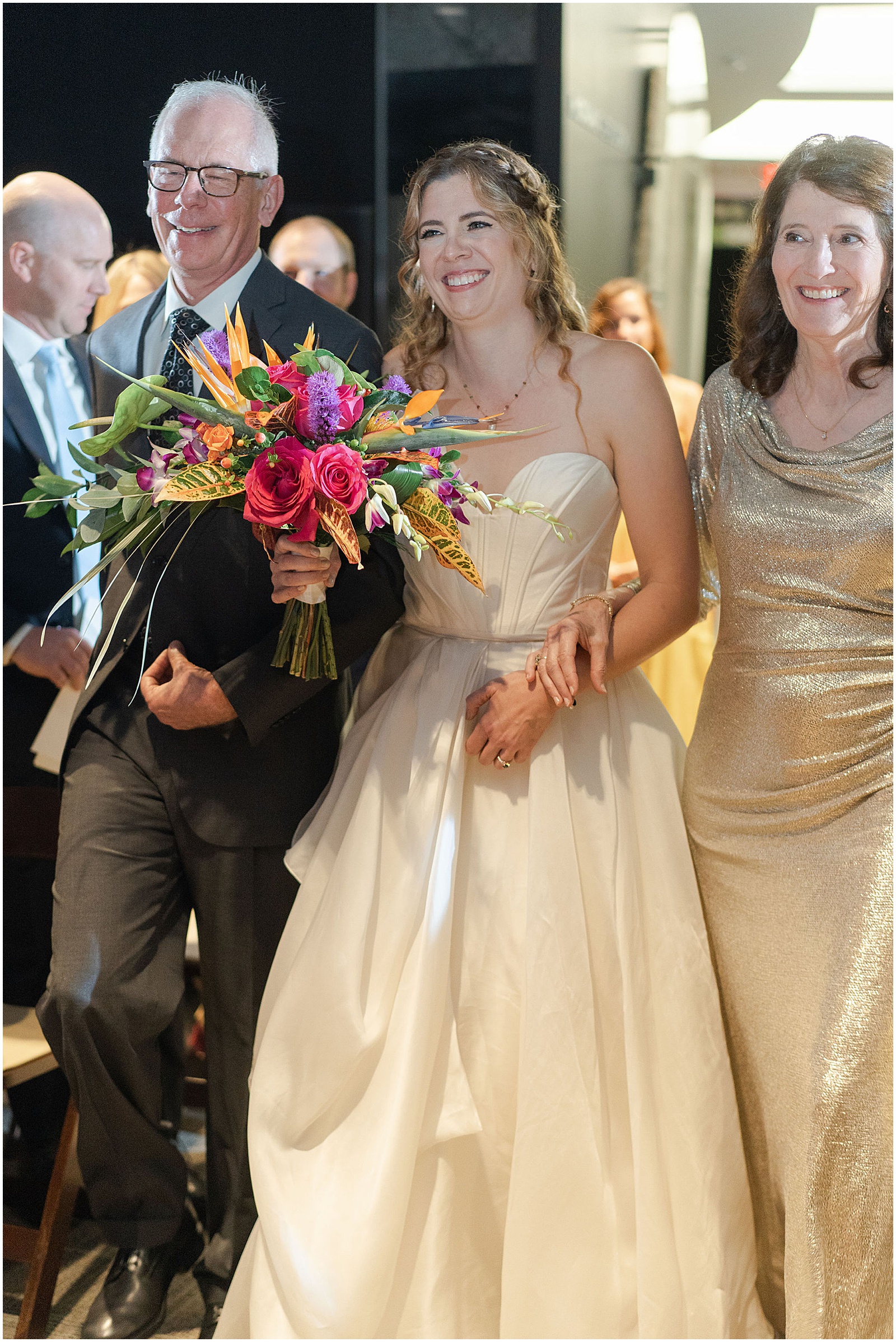 Wedding ceremony at Houston Museum of Natural Science | Swish and Click Photography