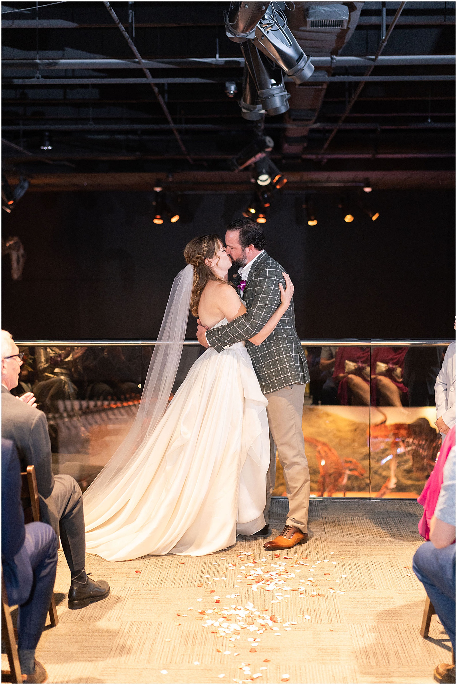 Wedding ceremony at Houston Museum of Natural Science | Swish and Click Photography