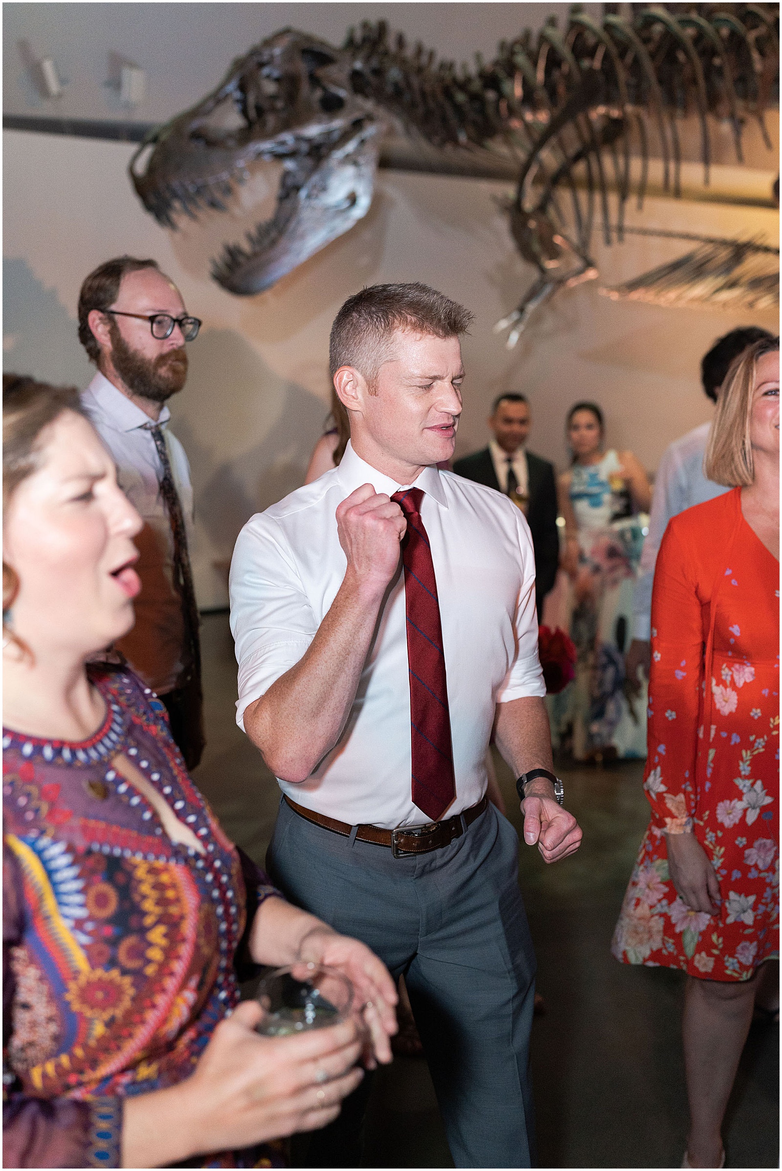 Dancing with Dinosaurs at Houston Museum of Natural Science Wedding Reception | Swish and Click Photography