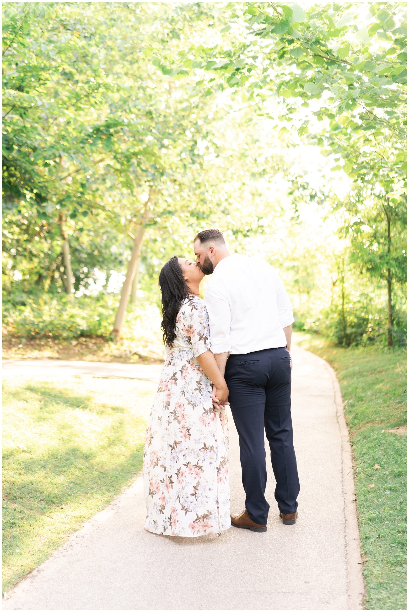 buffalo bayou park engagement session by Houston's best wedding photographers Swish and Click Photography