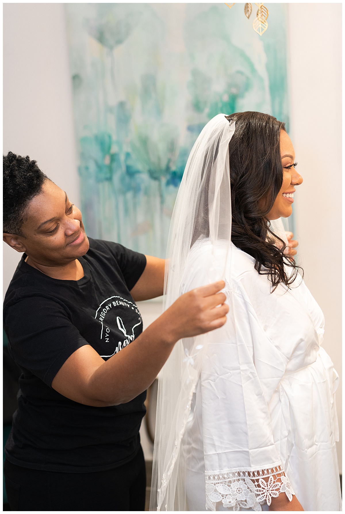 Bride gets ready for wedding for Houston’s Best Wedding Photographers
