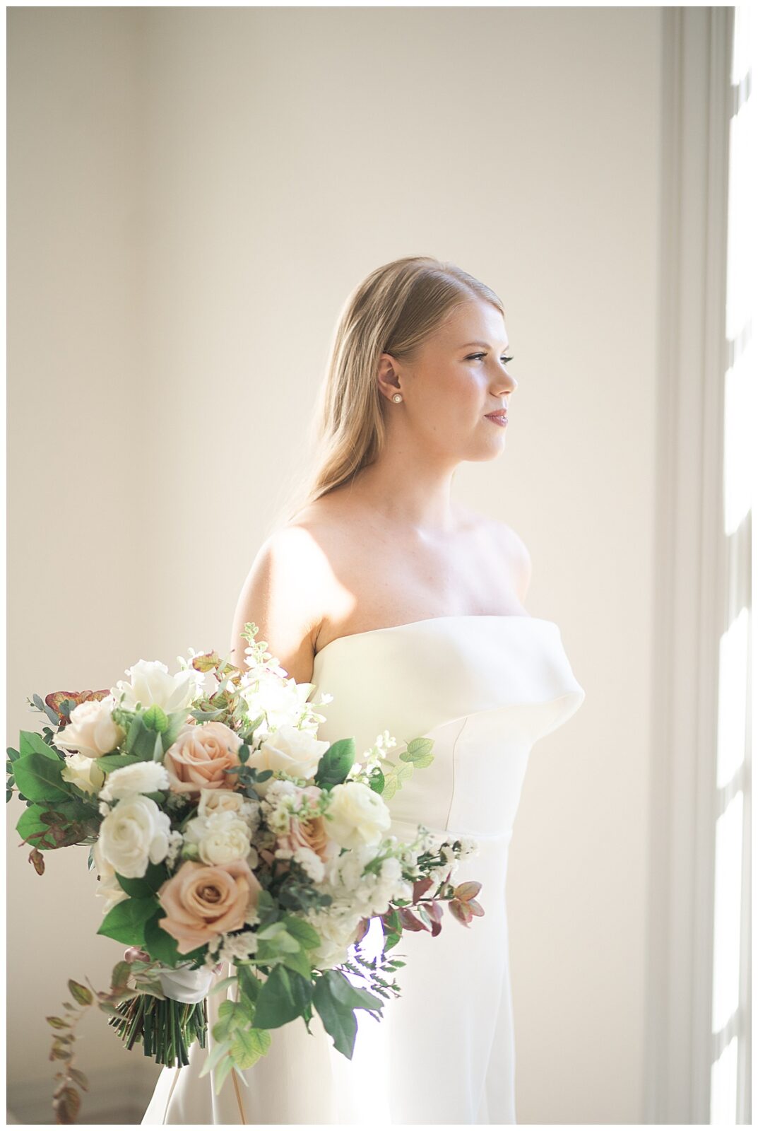 Stunning Bridal Portraits at The Creative Chateau Houston’s Best