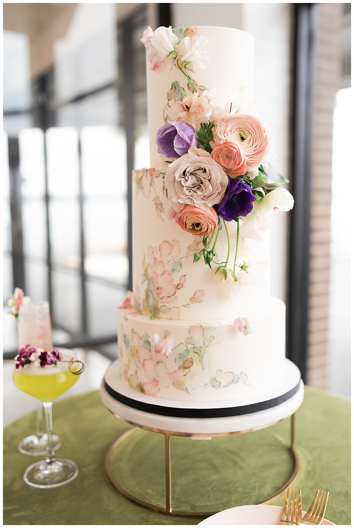 Stunning garden inspired cake for Houston’s Best Wedding Photographers