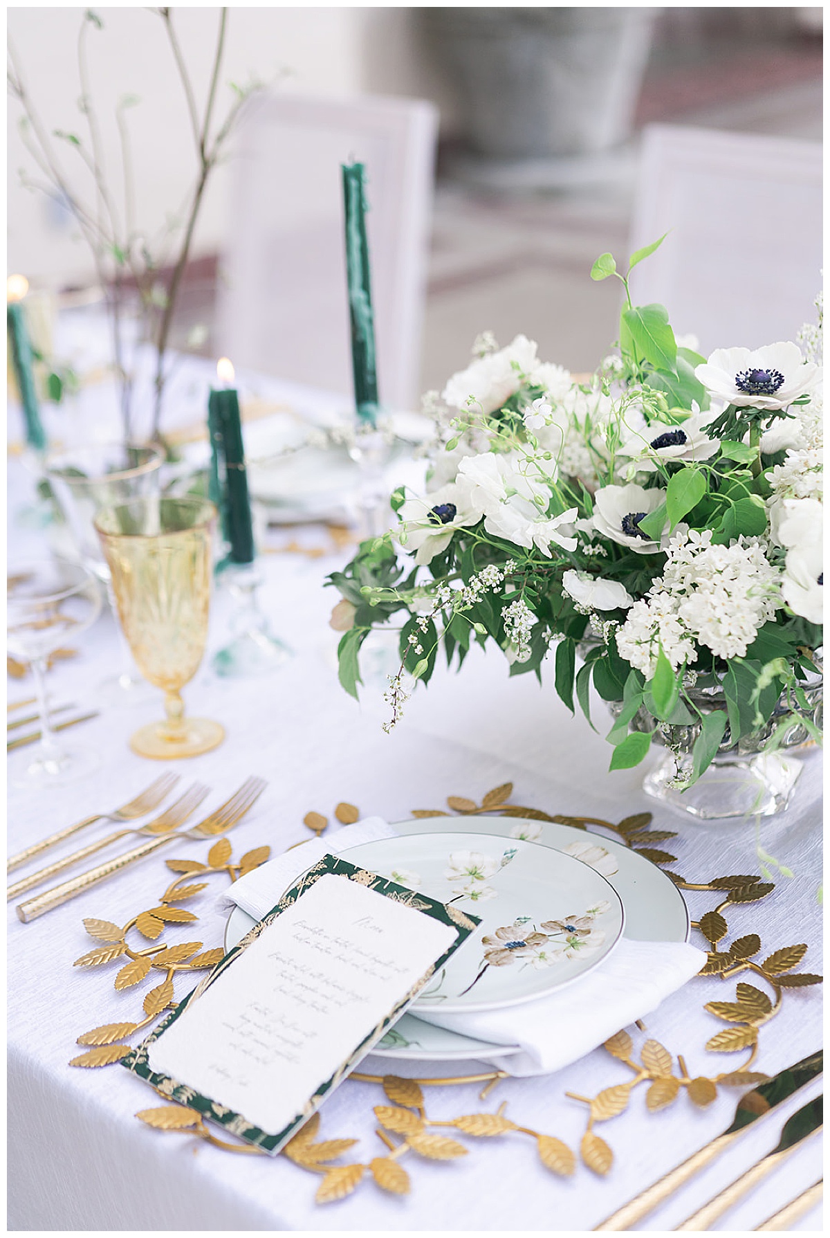 Gorgeous wedding table decor for Houston’s Best Wedding Photographers