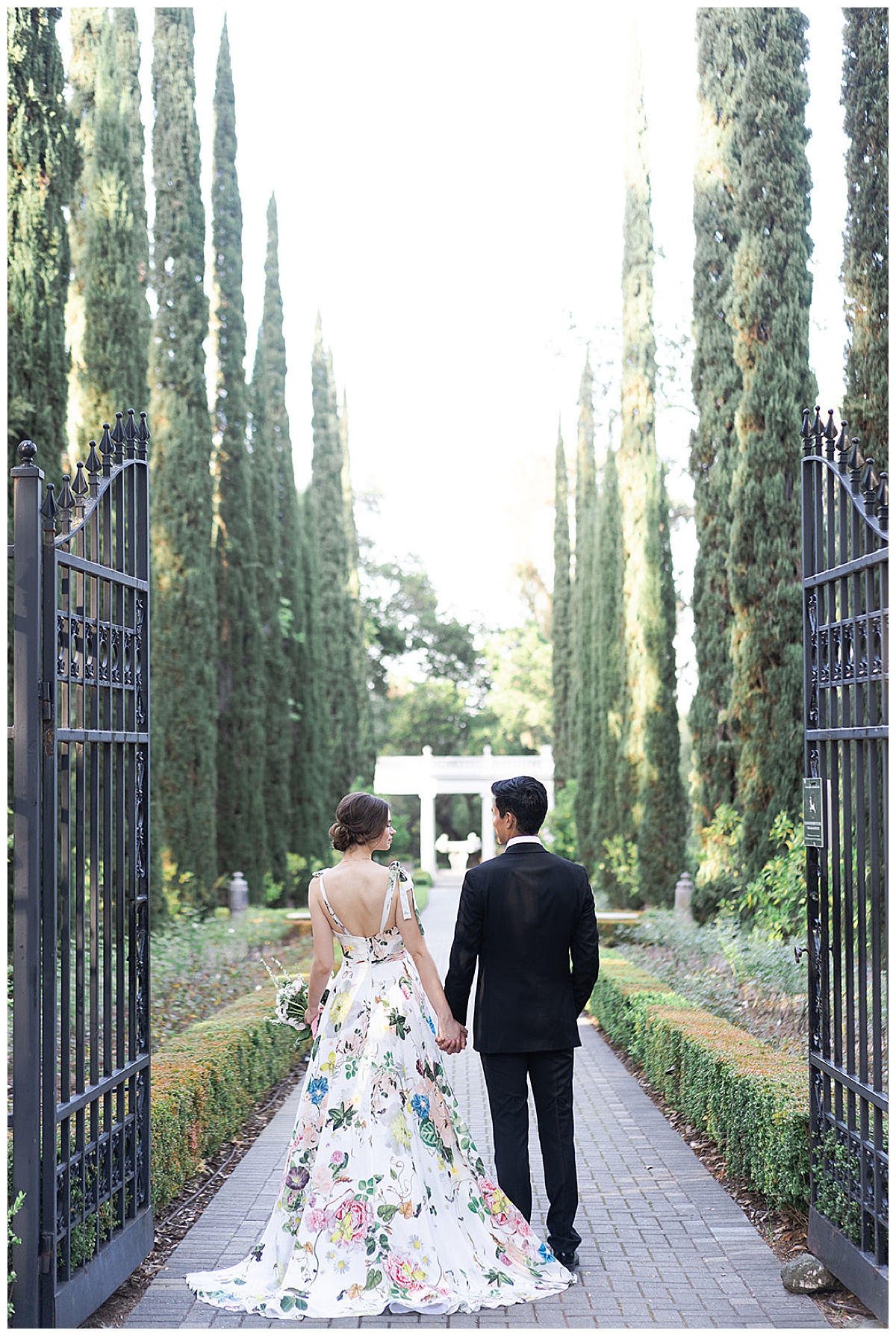 Two people hold hands for Editorial at Villa Montalvo