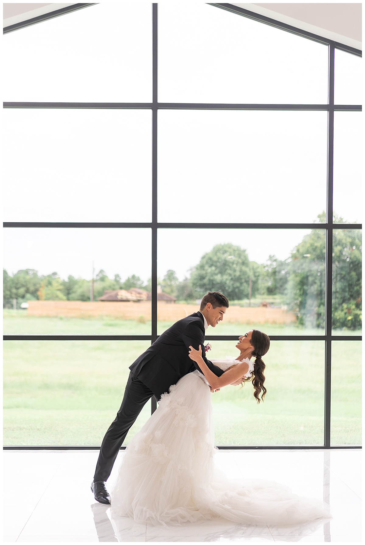 Couple share a dance for Swish & Click Photography 
