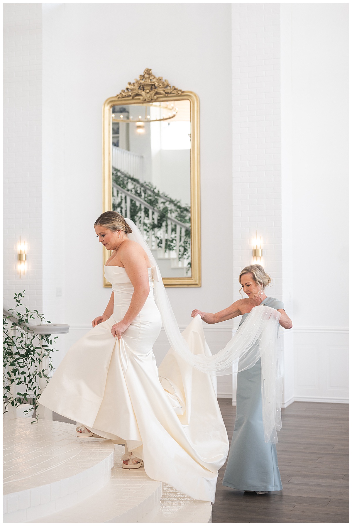 Bride walks up the stairs for Houston’s Best Wedding Photographers