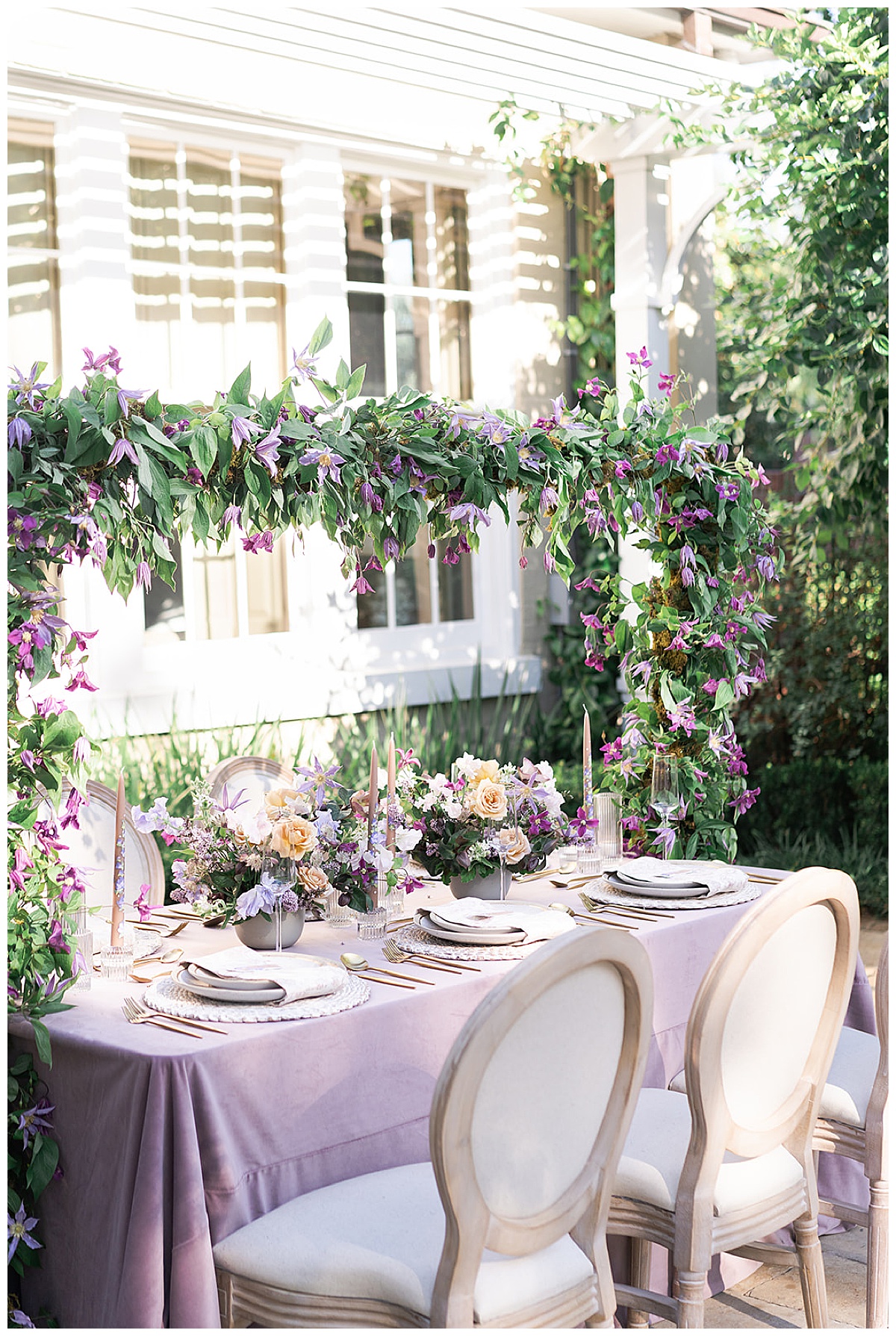 Stunning floral installation for River Oaks Editorial