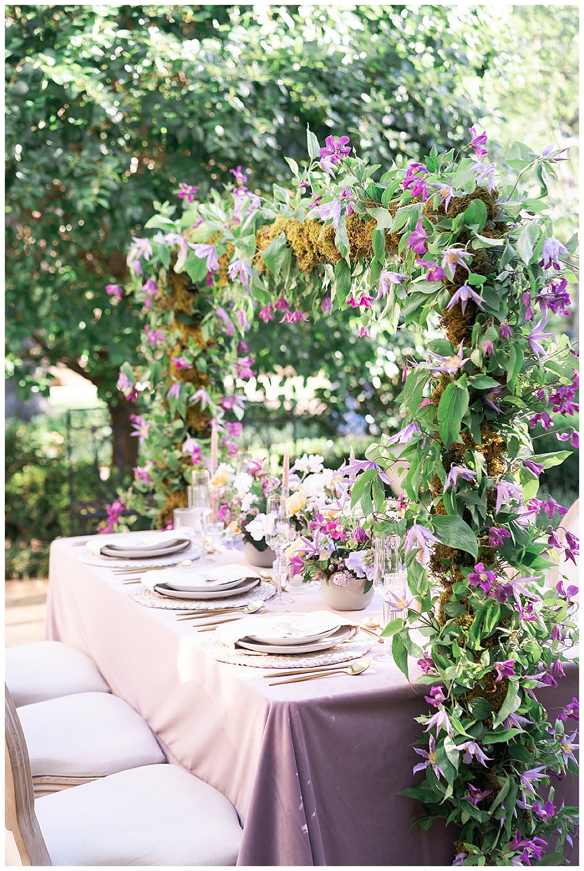 Luscious floral installation for River Oaks Editorial