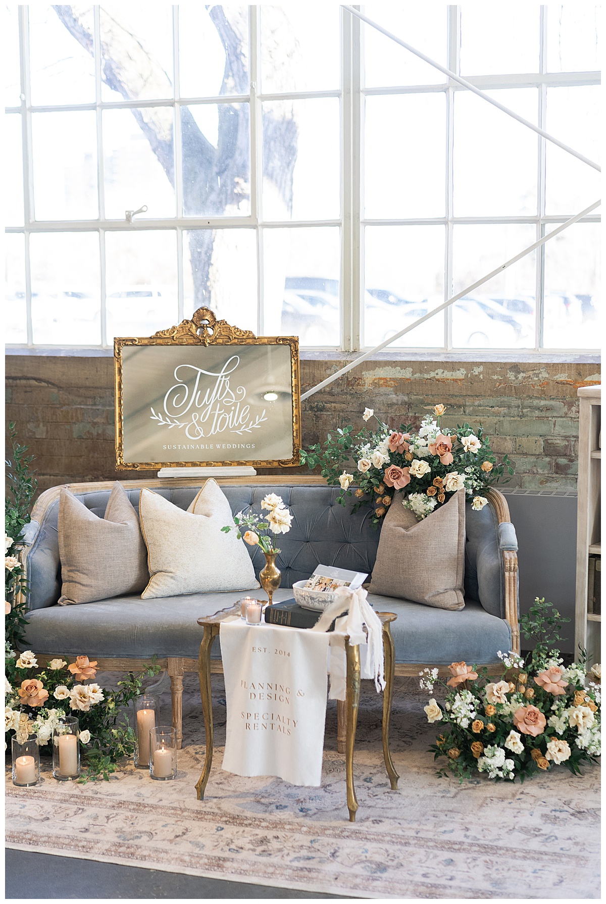 Seating arrangement display for Swish & Click Photography