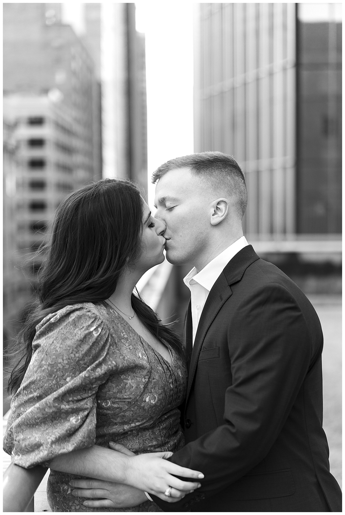Couple share a kiss for Houston’s Best Wedding Photographers