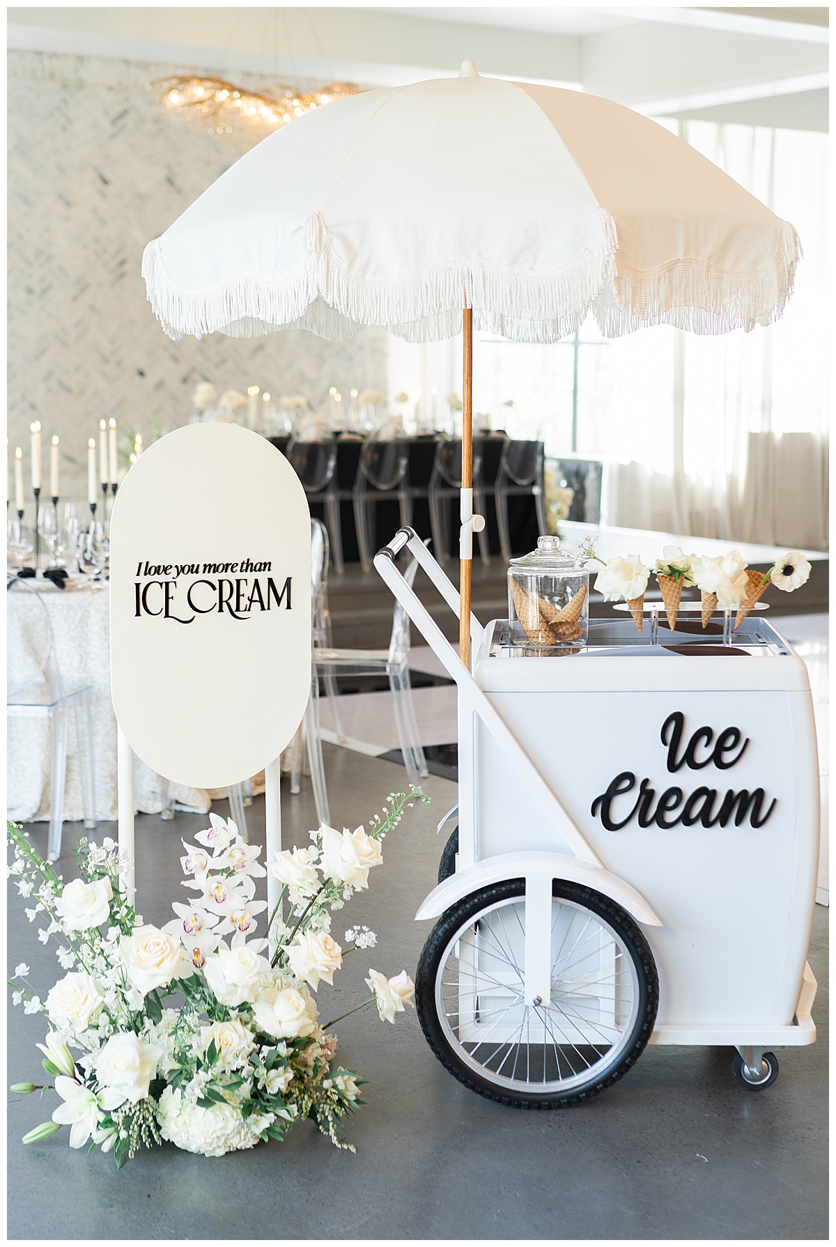Ice cream cart by Houston’s Best Wedding Photographers