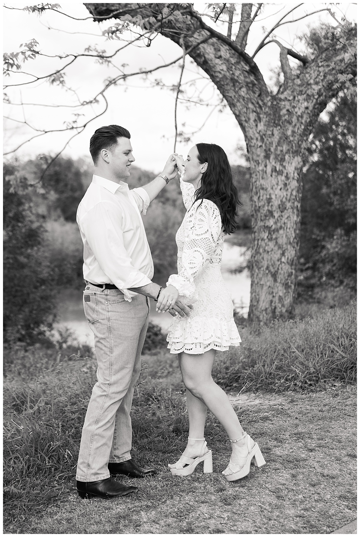 Couple share a dance during their Eleanor Tinsley Park Engagement Session