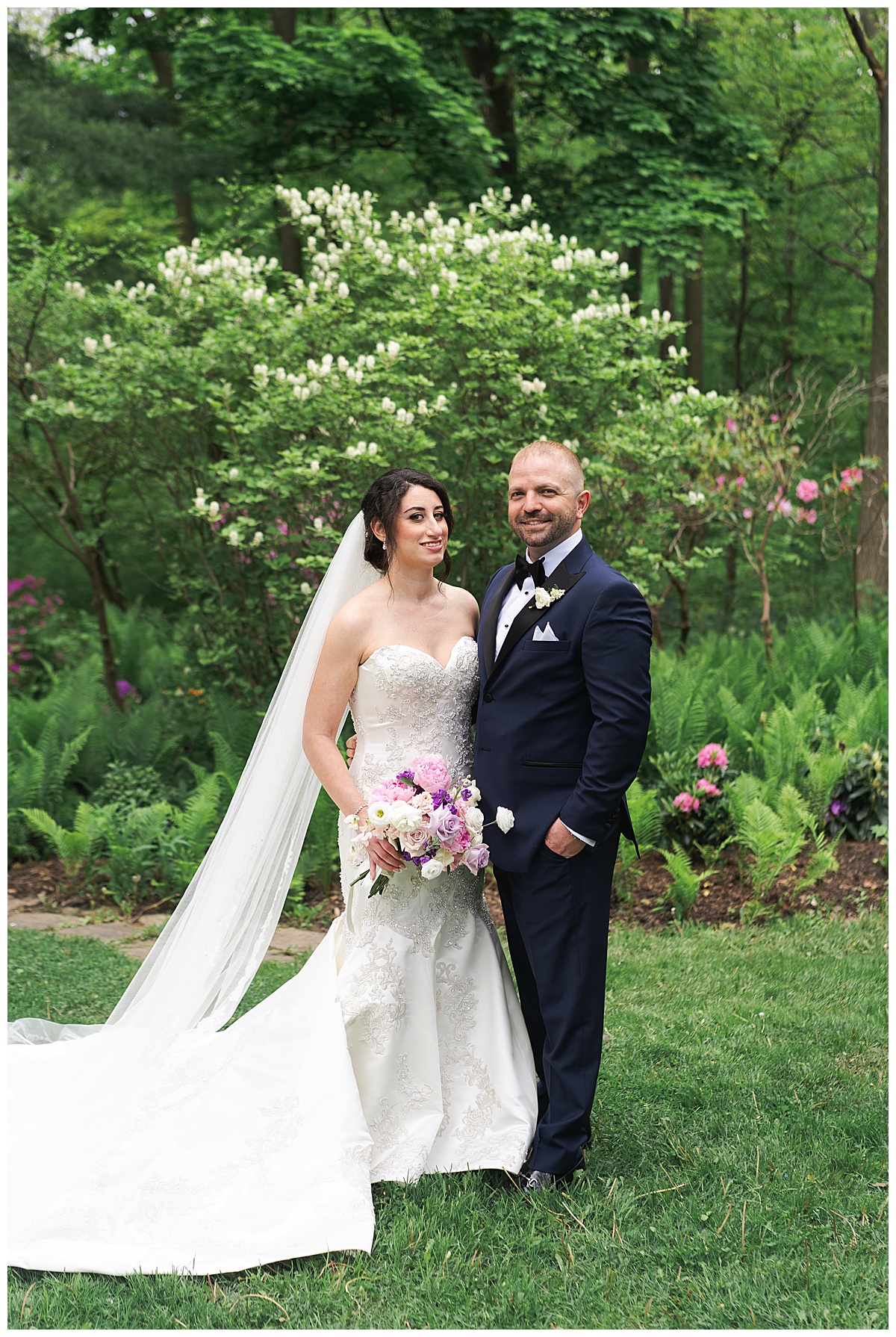 Husband and wife share a kiss for Swish & Click Photography